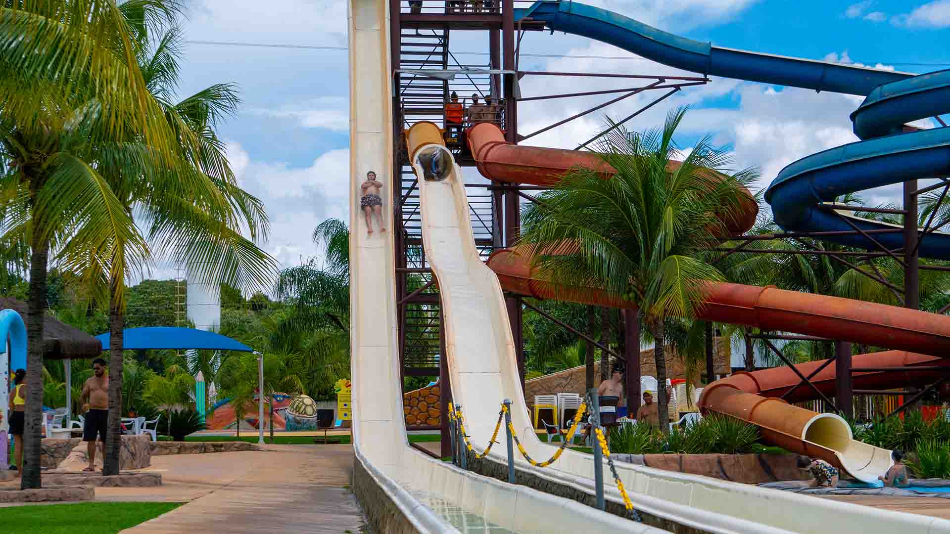 Emoção, Diversão e Memórias Inesquecíveis Esperam por Você!